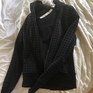 Lulu lemon sweatshirt